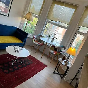 Double Bedroom Close To Common Park & Centre Apartment Southampton