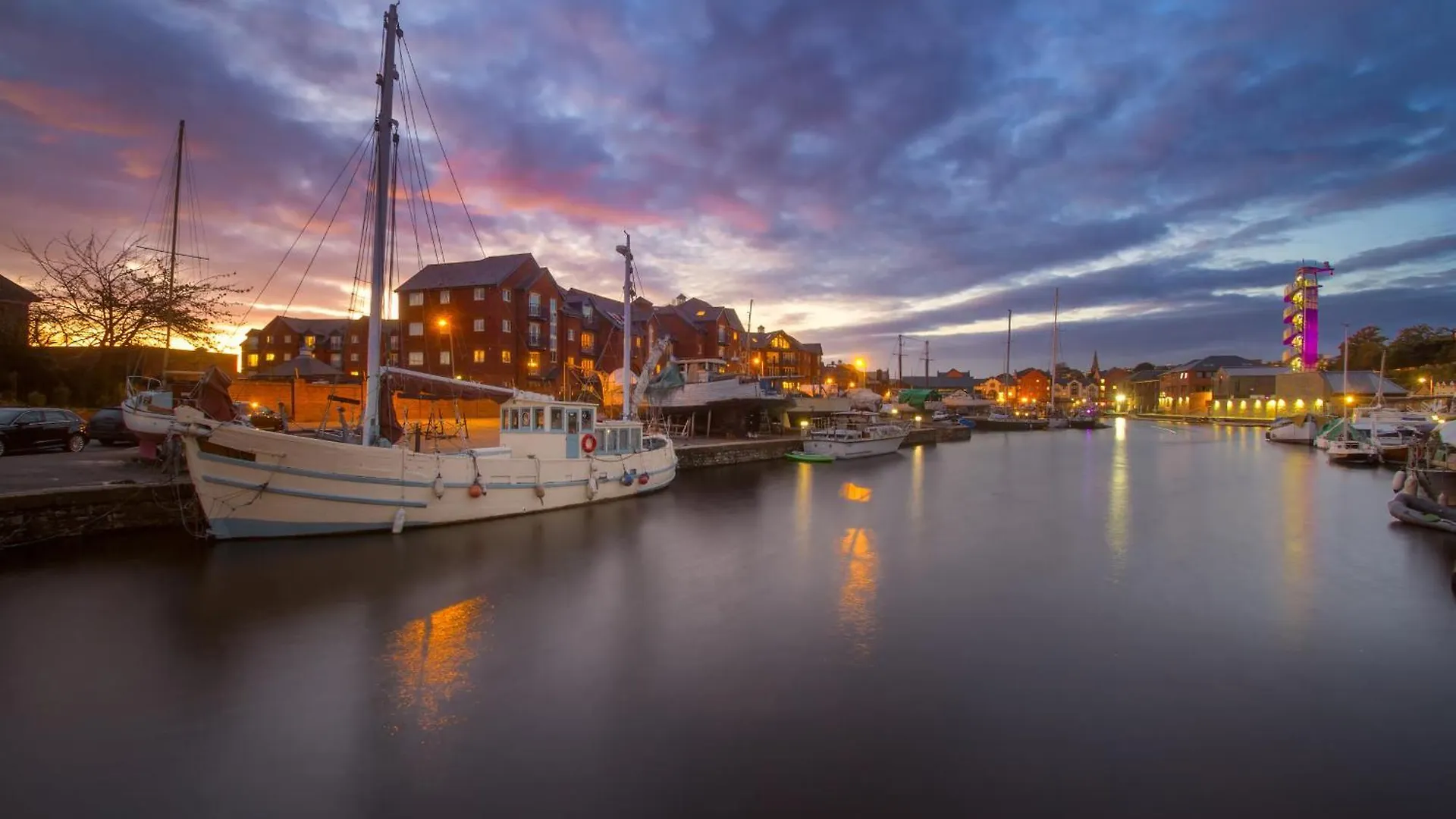 Cathedral Yard - Art Deco Luxury Apartment Exeter 0*,  United Kingdom